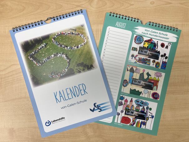 Anlässlich des 50-jährigen Schuljubiläums der Kalender mit Kunstwerken der Lernenden erstellt.